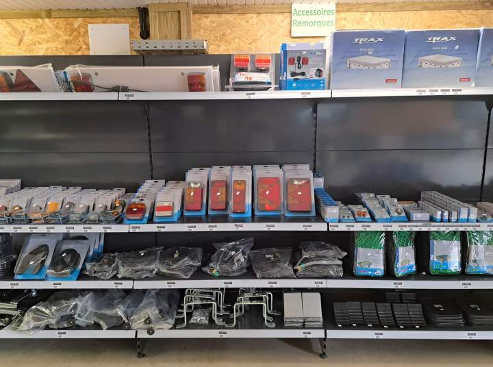 Vente d'accessoires pour remorques, Belin-Béliet